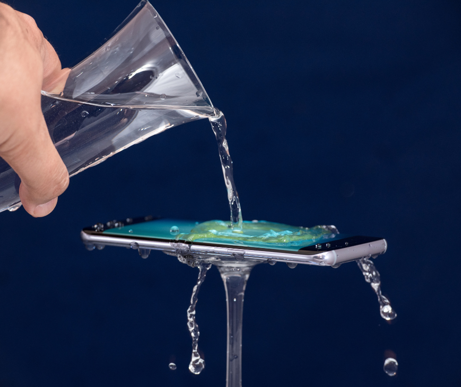 What to Do if I Drop My Phone in Water?