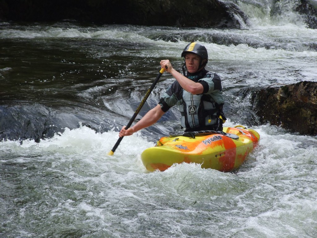 5 Must have accessories to enhance your next kayak trip